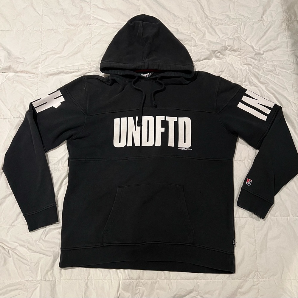 Undefeated Logo Sweatshirt